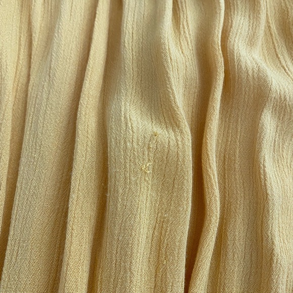 Yellow romper. Mustard color. Good condition - Picture 3 of 5